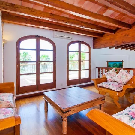 Casa Torres Caron Βίλα